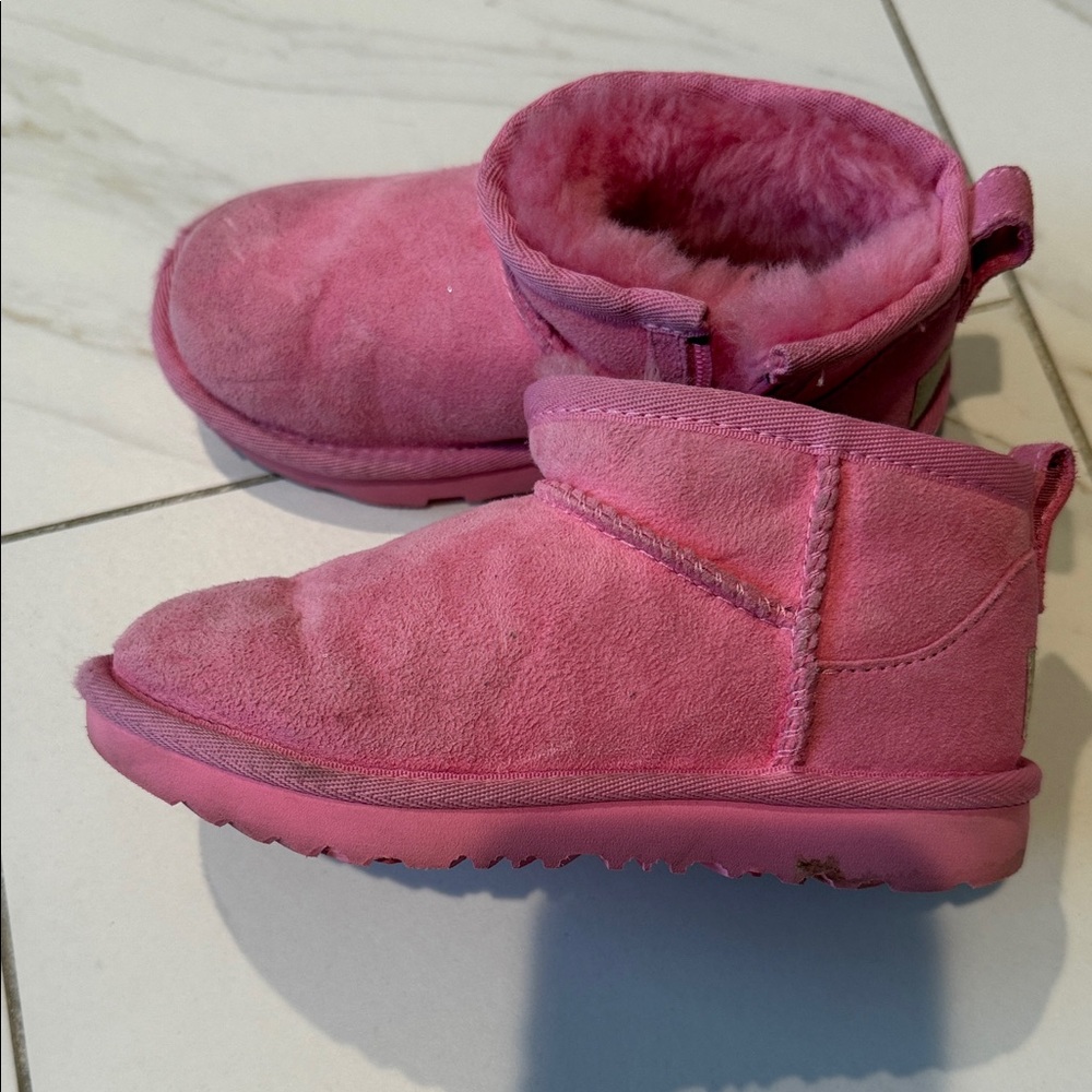 UGG Kids Boots in Pink